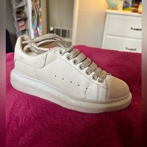 Alexander McQueen sneaker.